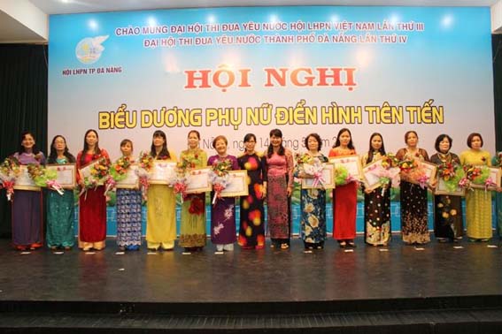 ĐẠI HỘI XII CỦA ĐẢNG VÀ ĐỊNH HƯỚNG PHÁT TRIỂN VĂN HÓA VIỆT NAM